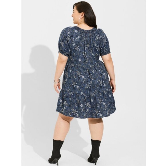 NWT Torrid 1 Mini Chambray Puff Sleeve Smocked Dress 1X 14 16 - Picture 5 of 12